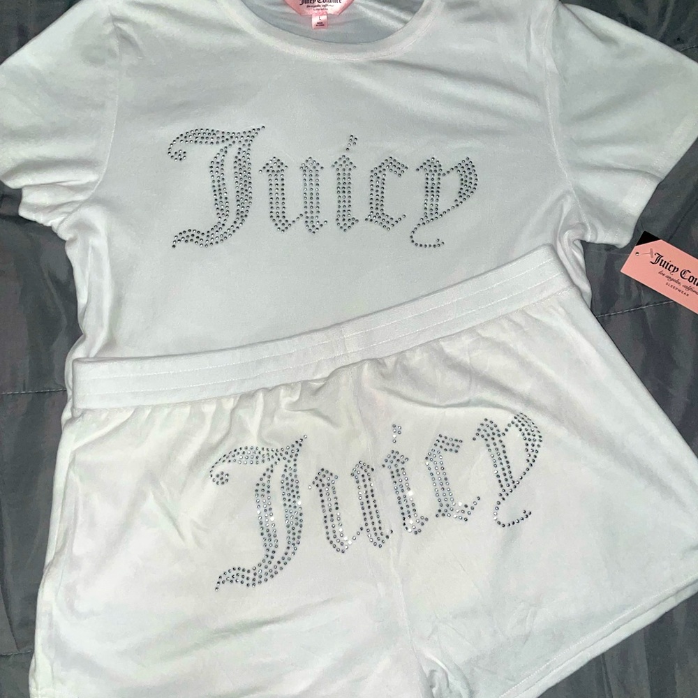 Juicy couture sleepwear set